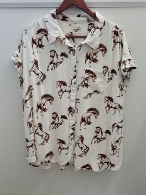 Cotton & Rye White Short-Sleeve Button-Down with Brown Horse Print Size XXL